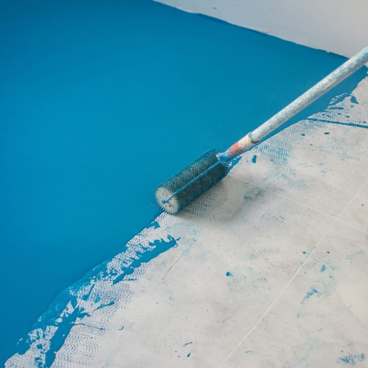 Self-leveling blue epoxy floor Self-leveling blue epoxy floor